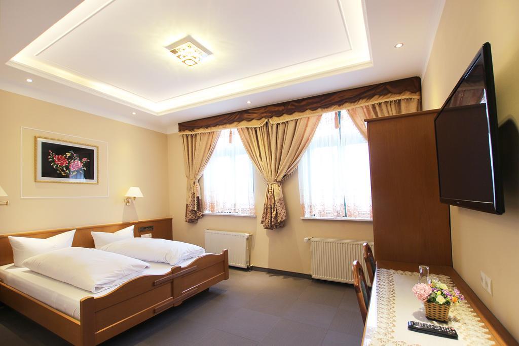 Hotel Europaeischer Hof Elsterwerda Εξωτερικό φωτογραφία