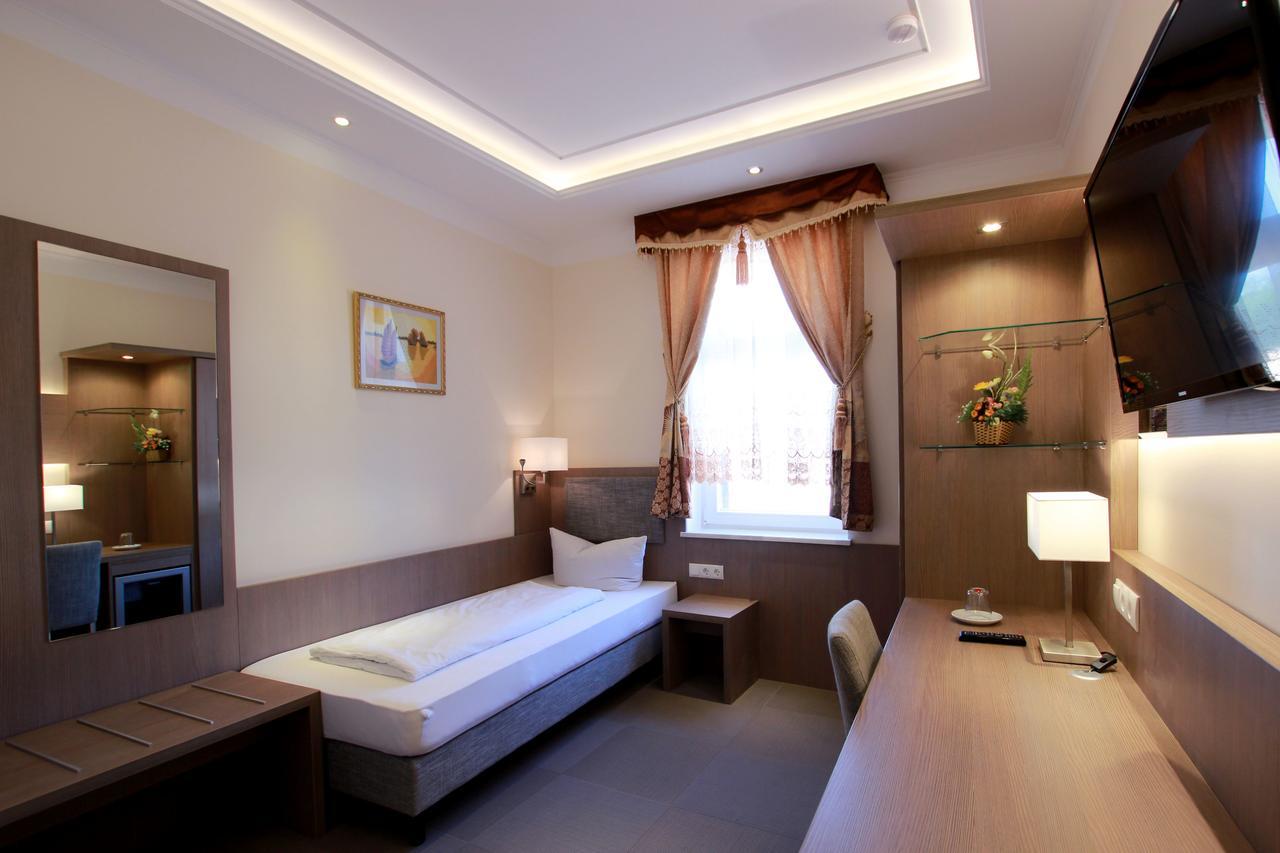Hotel Europaeischer Hof Elsterwerda Εξωτερικό φωτογραφία